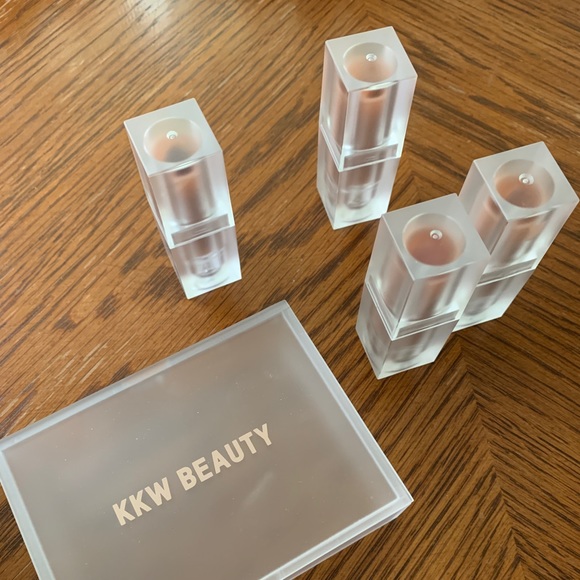 KKW Beauty Matte Lipstick Set - Picture 5 of 7